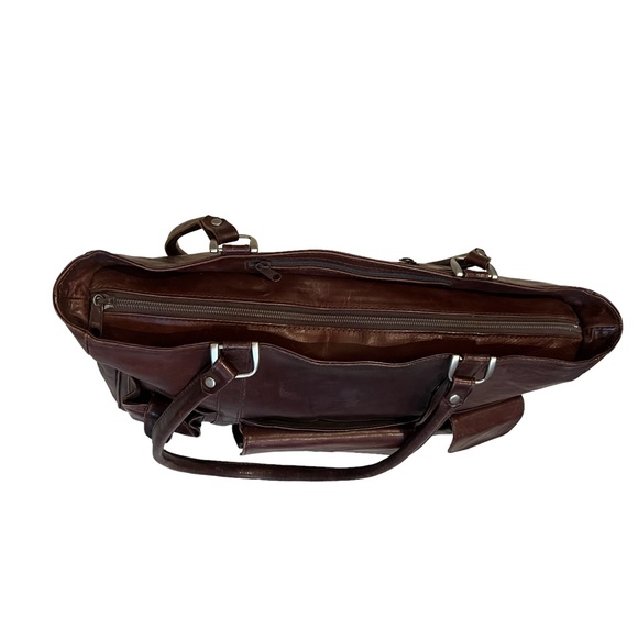 Vintage Leaders in Leather Tote Bag - Picture 9 of 13